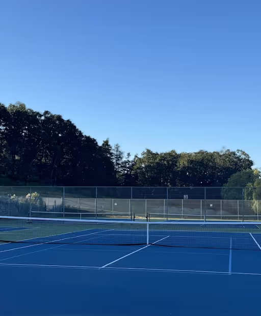 Juan De Fuca Tennis Courts