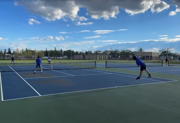 North Battleford Tennis Club
