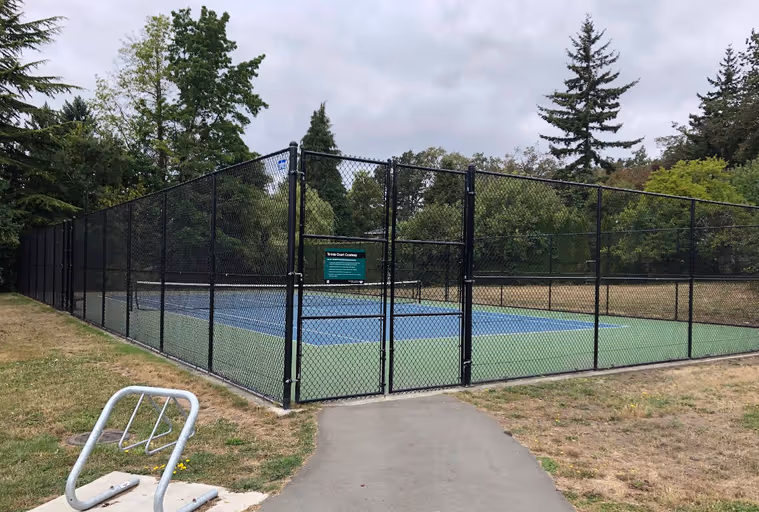 Tolmie Park