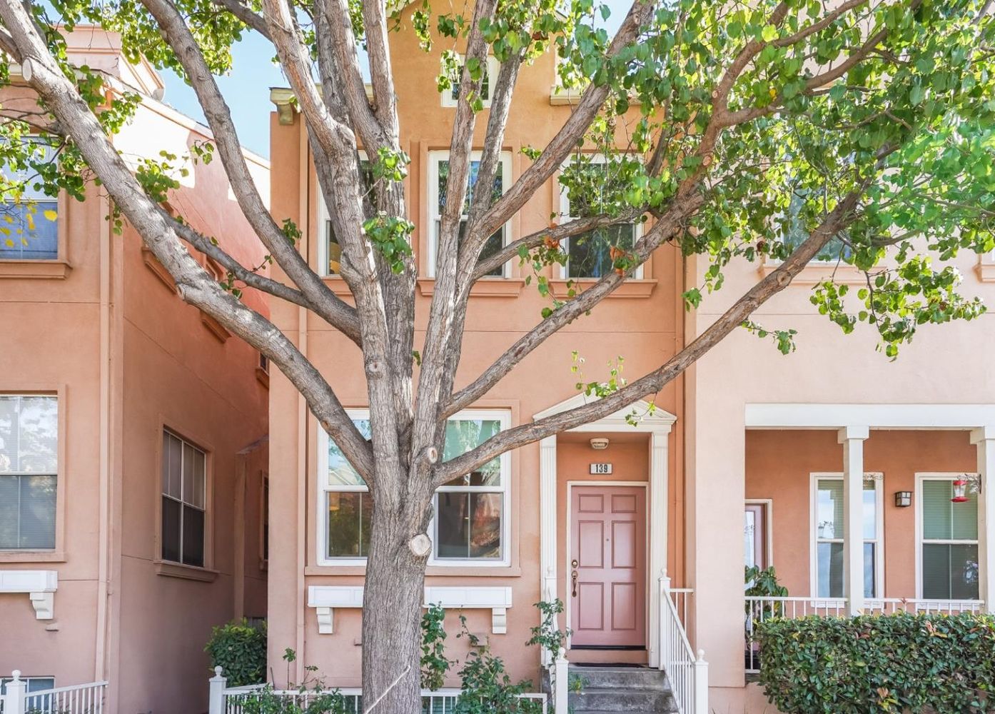 139 Pacchetti Way Mountain View CA 94040