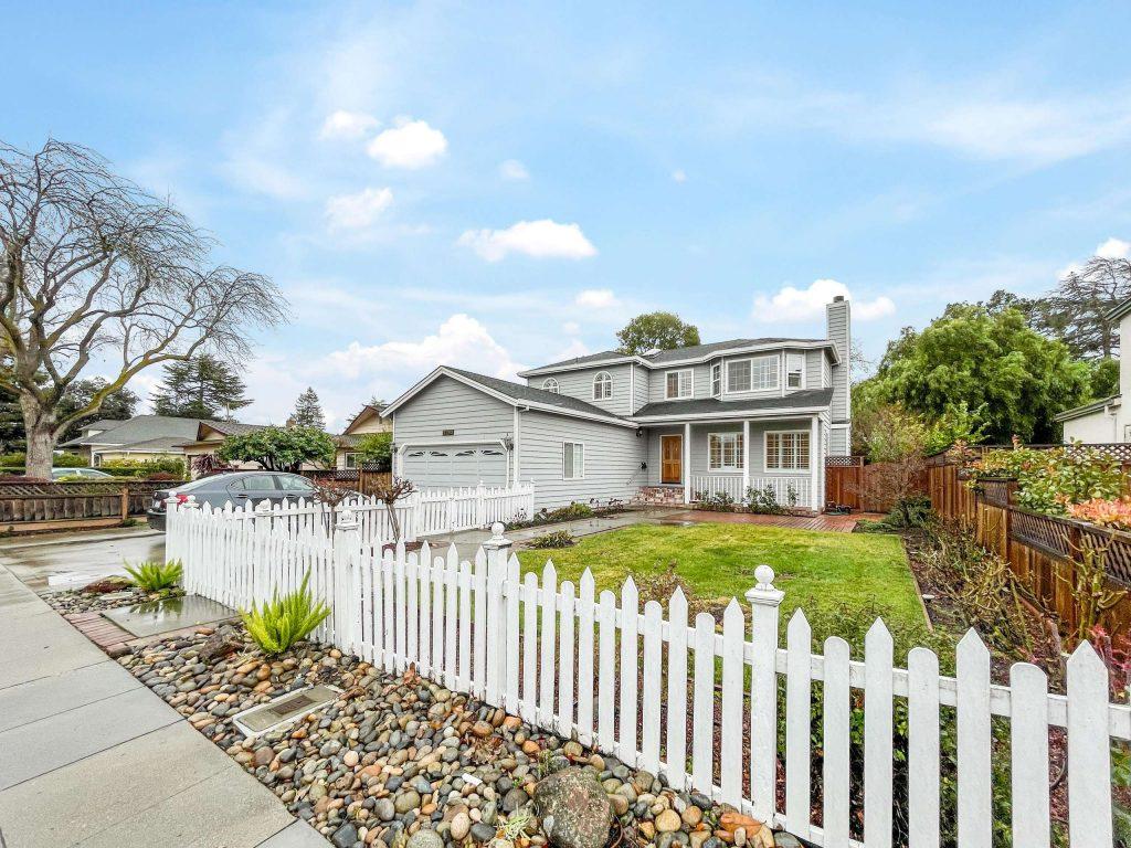 3262 Louis Road, Palo Alto