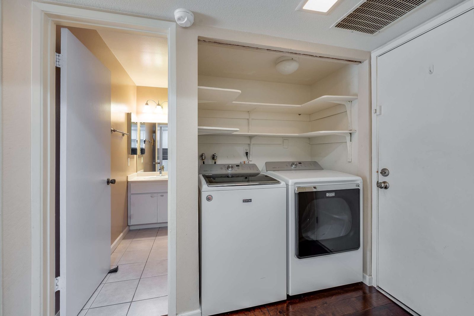 777 Hollenbeck Ave #12M, Sunnyvale