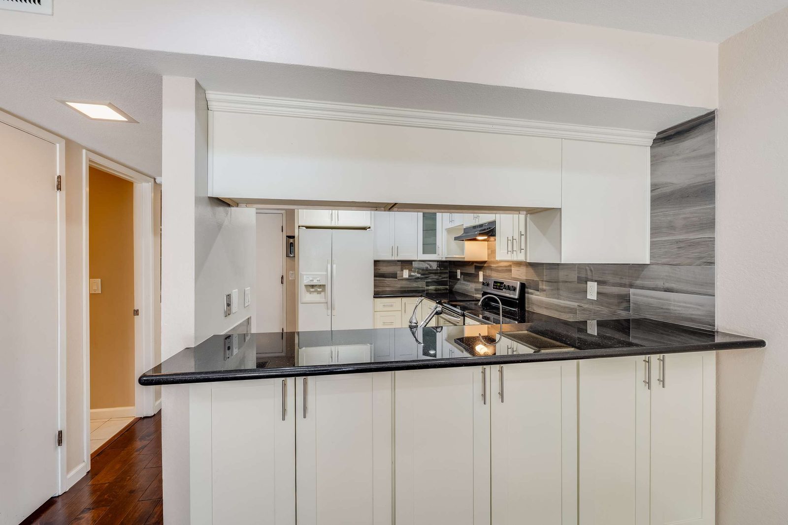 777 Hollenbeck Ave #12M, Sunnyvale