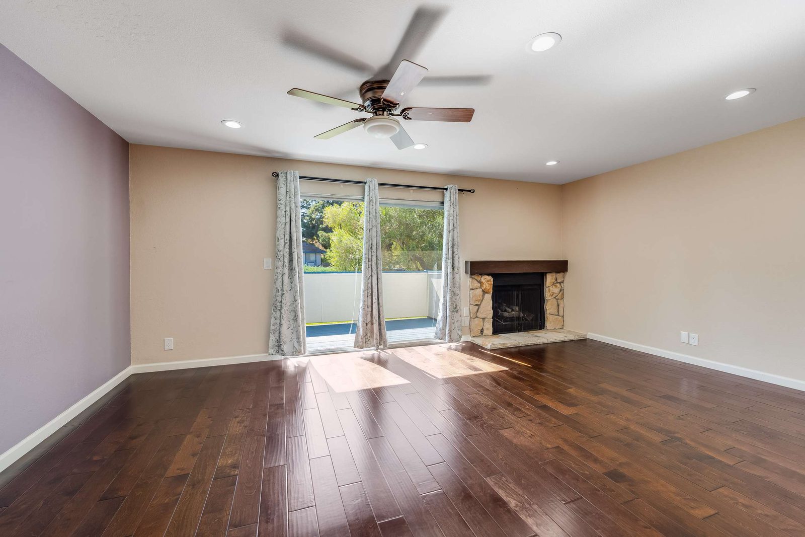 777 Hollenbeck Ave #12M, Sunnyvale