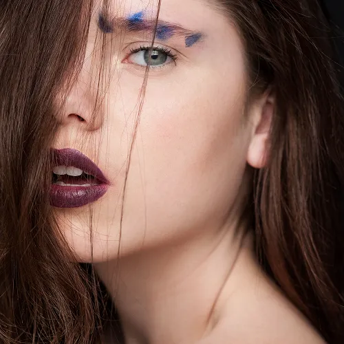 Modelo profesional maquillada por Giulia Bazzani