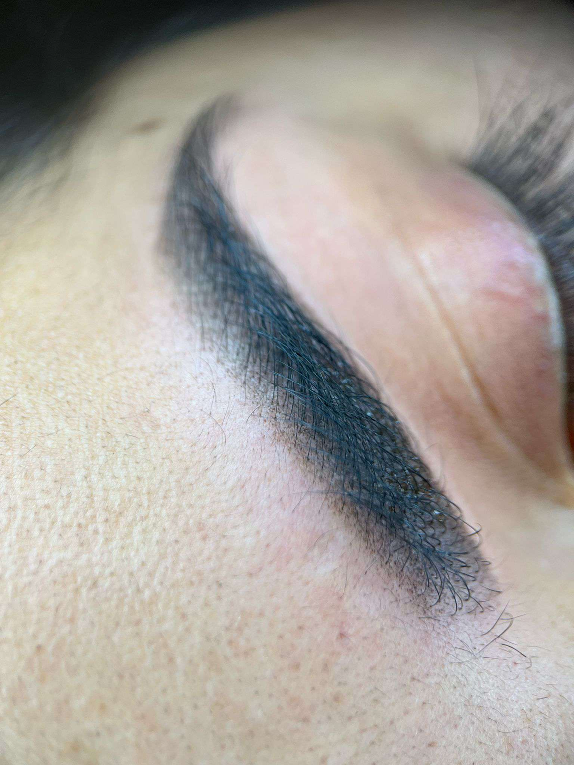 Cejas con Micropigmentacion en Ibiza