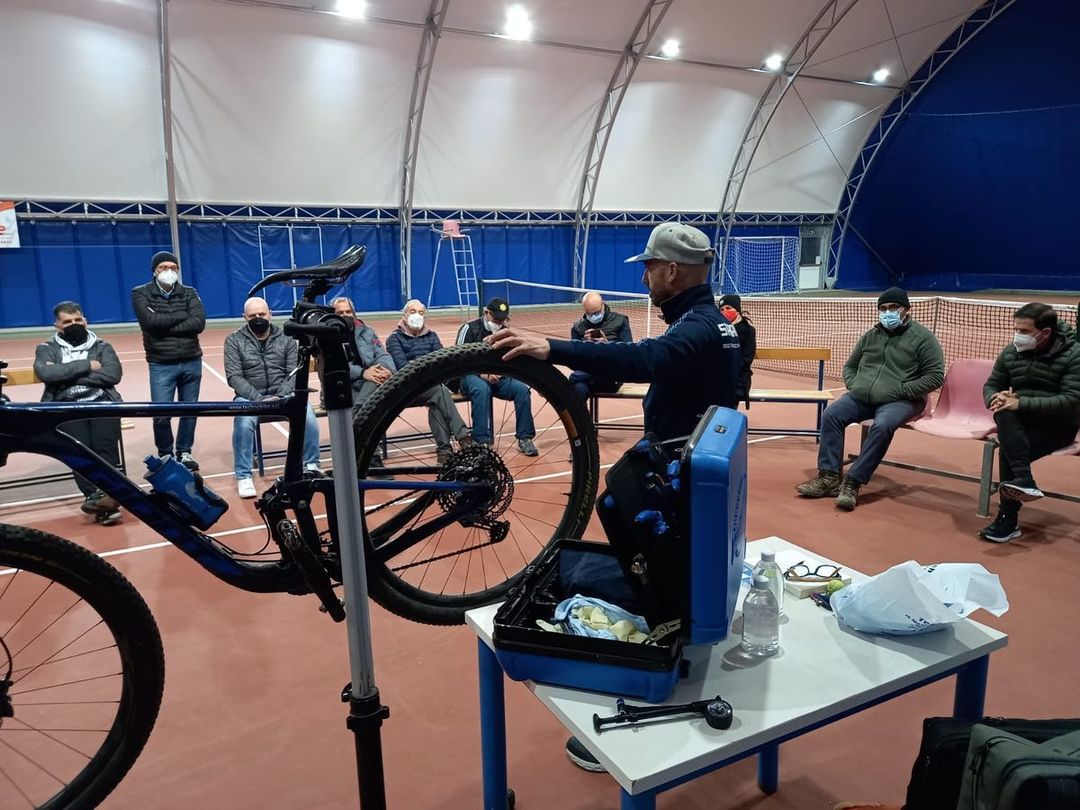 Corso di meccanica bici