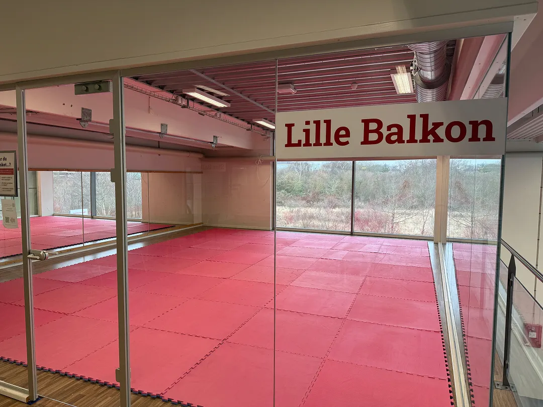 Mindre lokale på 1. sal til små hold og privatundervisning.