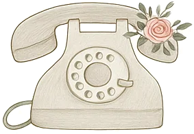 Vintage Wählscheiben-Telefon in Beige mit einer rosa Rose und grünen Blättern am Hörer.