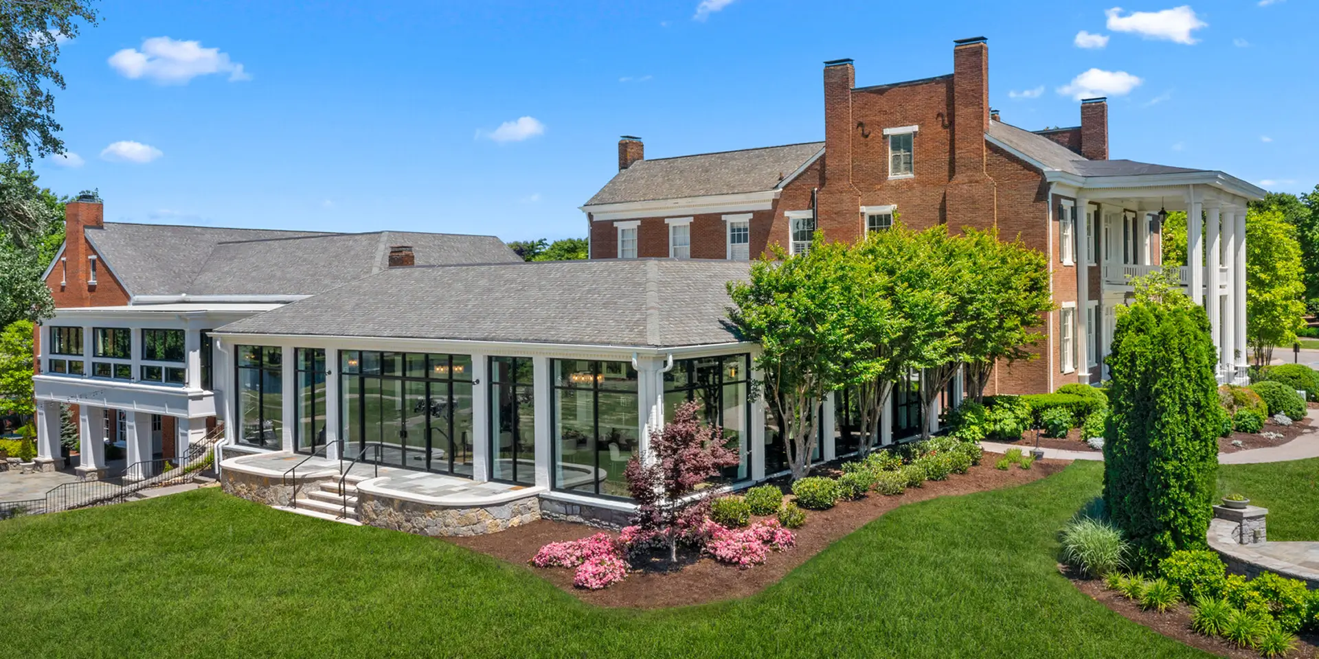 Brentwood Country Club Bar & Dining