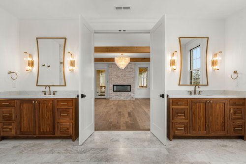 residential home primary bathroom