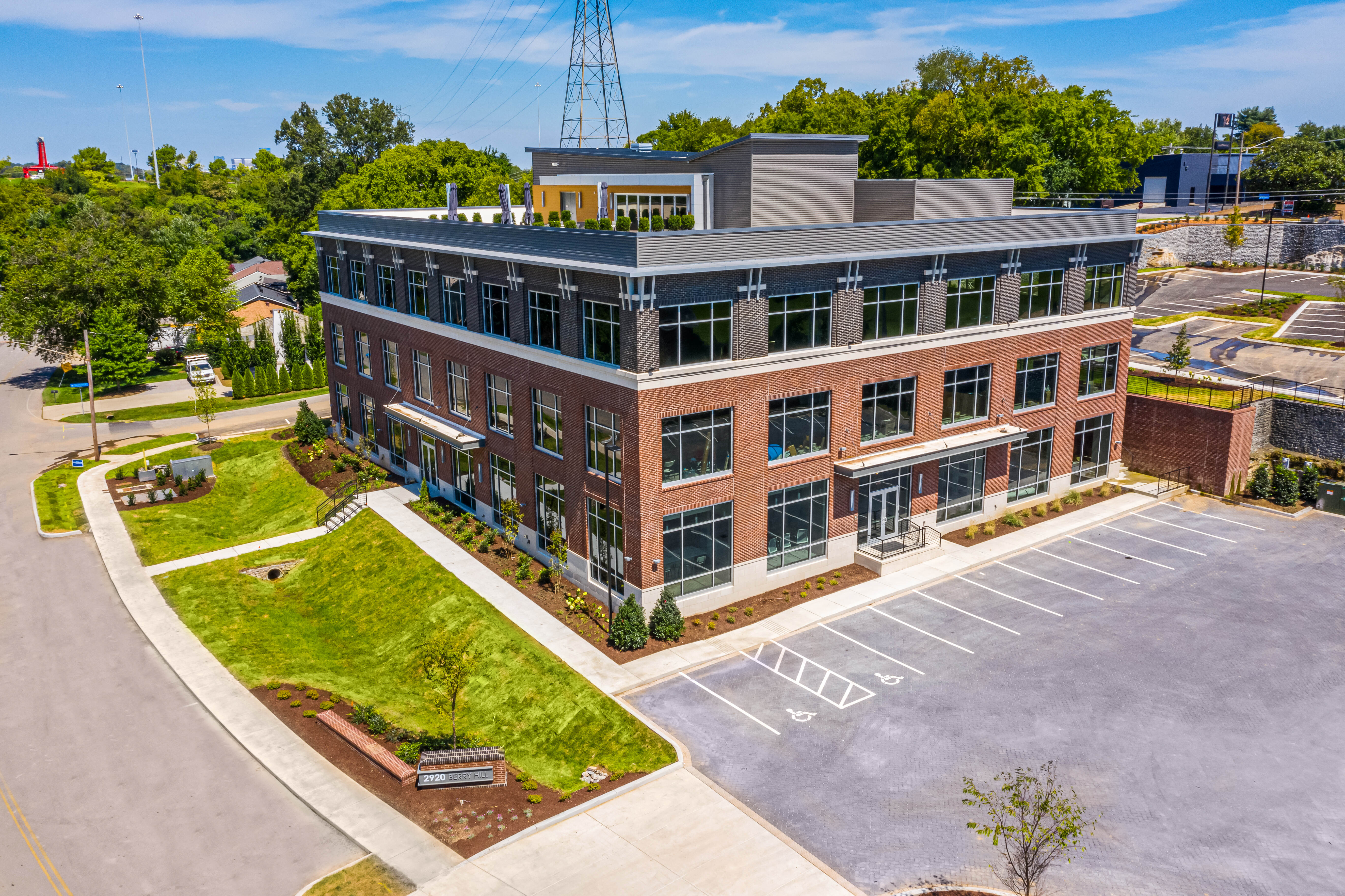 2920 berry hill office building architecture