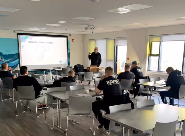employees of KAPP's cooling department at a course on environmentally friendly cooling solutions