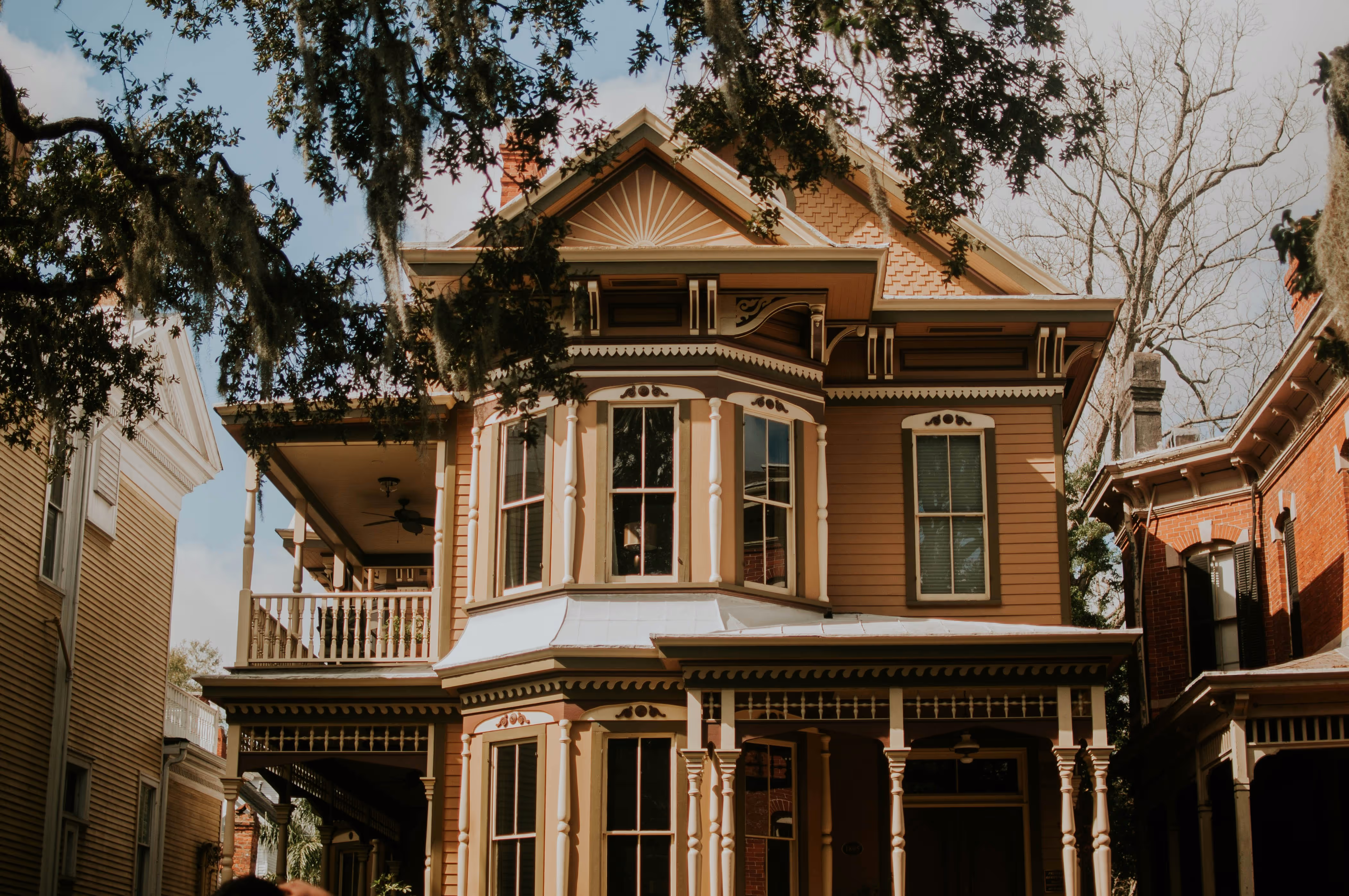 the front of a victorian home in new england