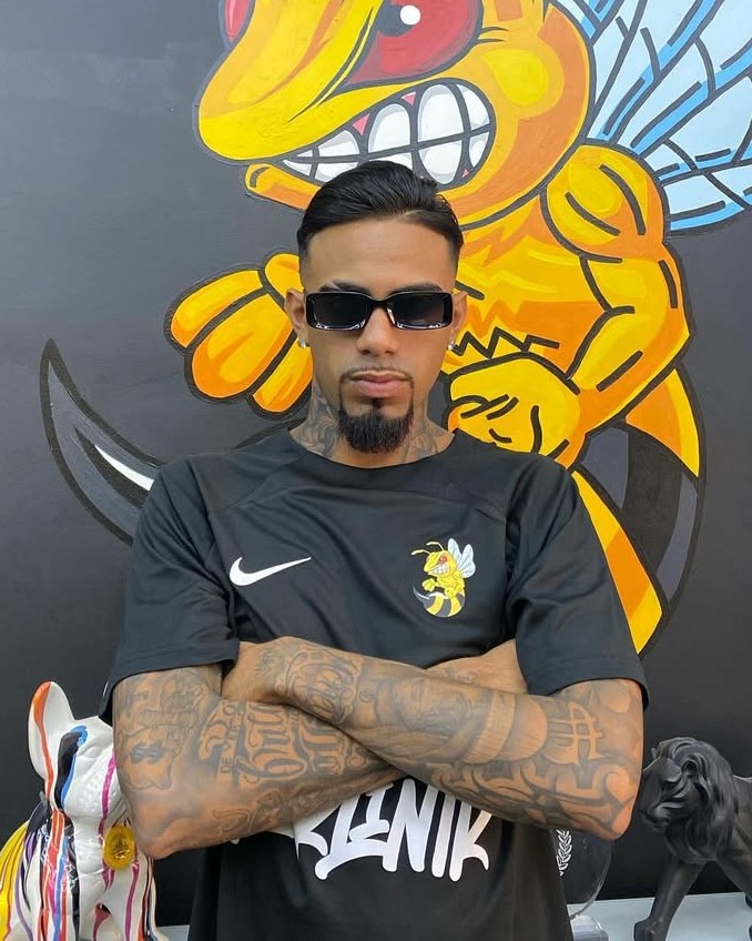 Photo de LK, coiffeur chez La Klinik.