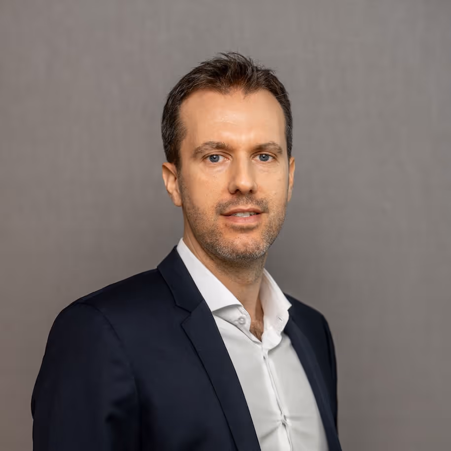 MUDr. PharmDr. Athanasios Stefanis