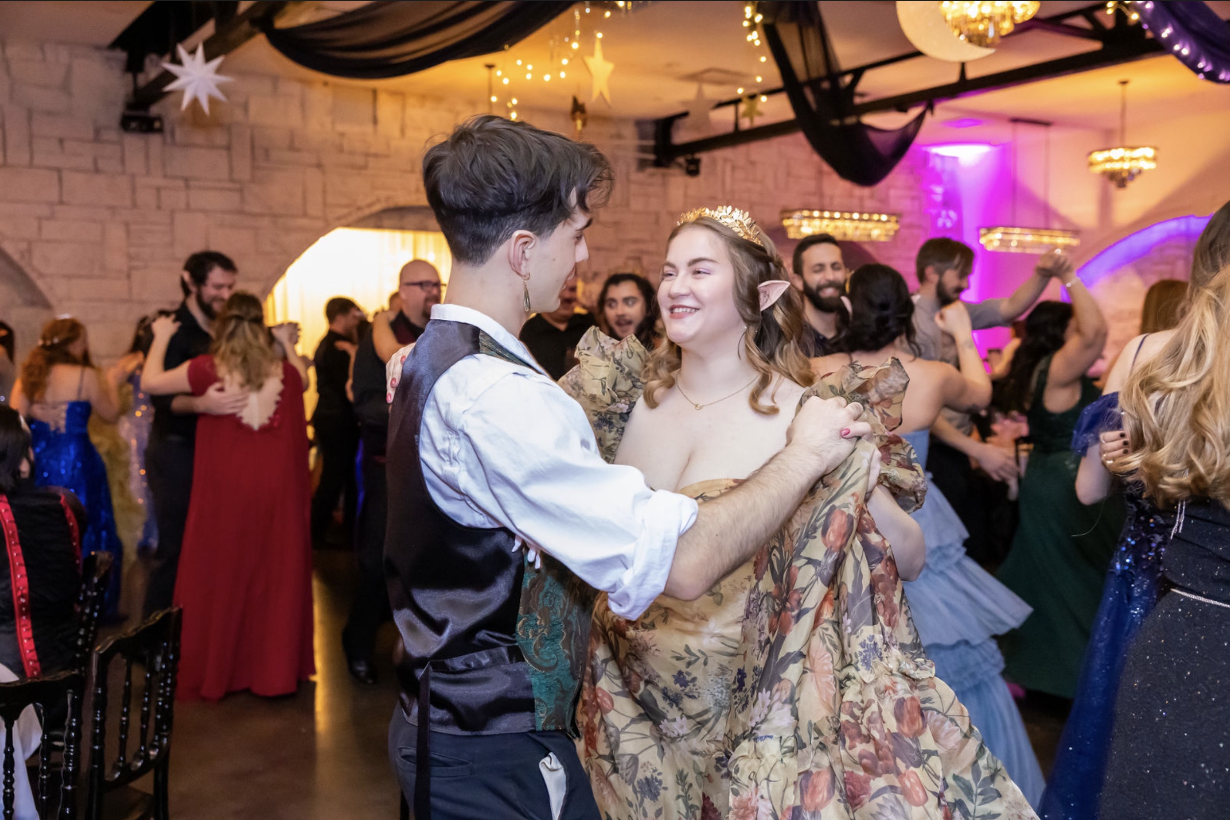 couple dancing at the ball