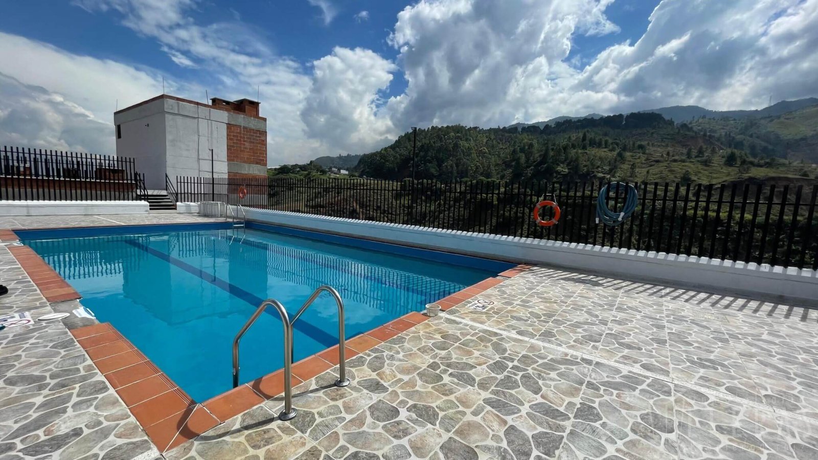 Apartamento en Bello Sector la Orquídea - Imagen 1