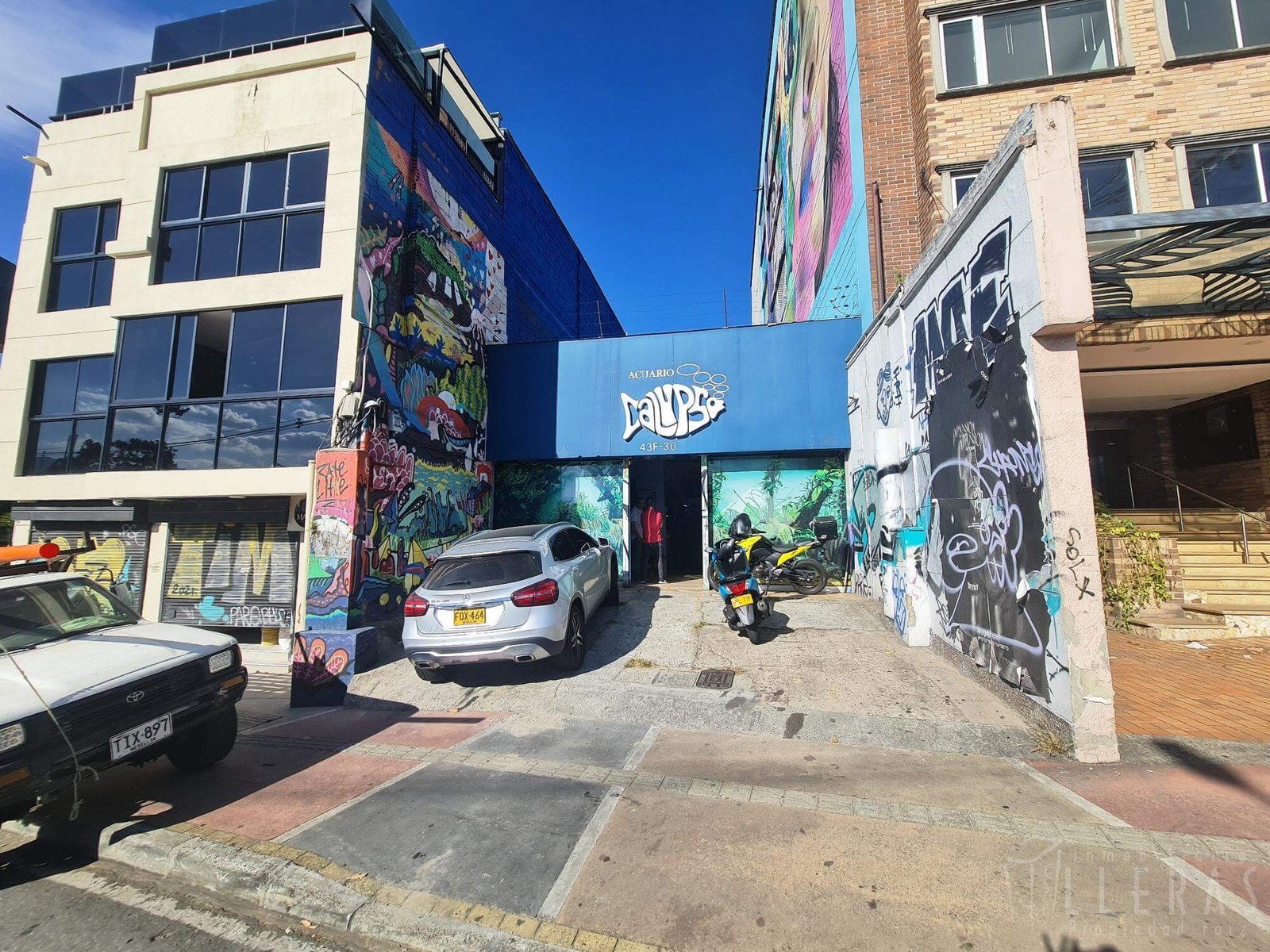 Local de gran Tamaño en vía principal del Poblado - Imagen 1