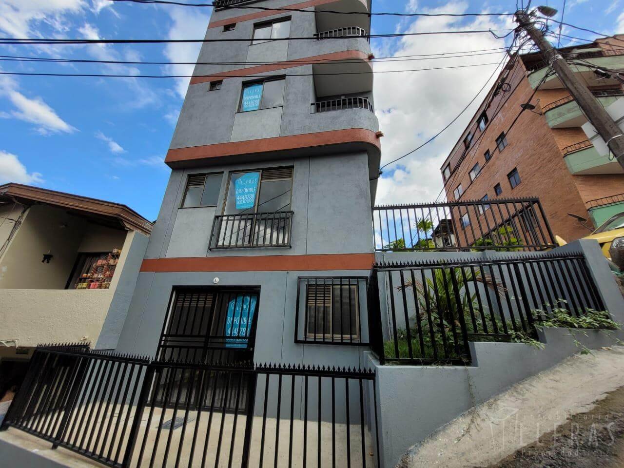 Local Envigado Barrio San Rafael, cerca a universidad de Envigado - Imagen 1