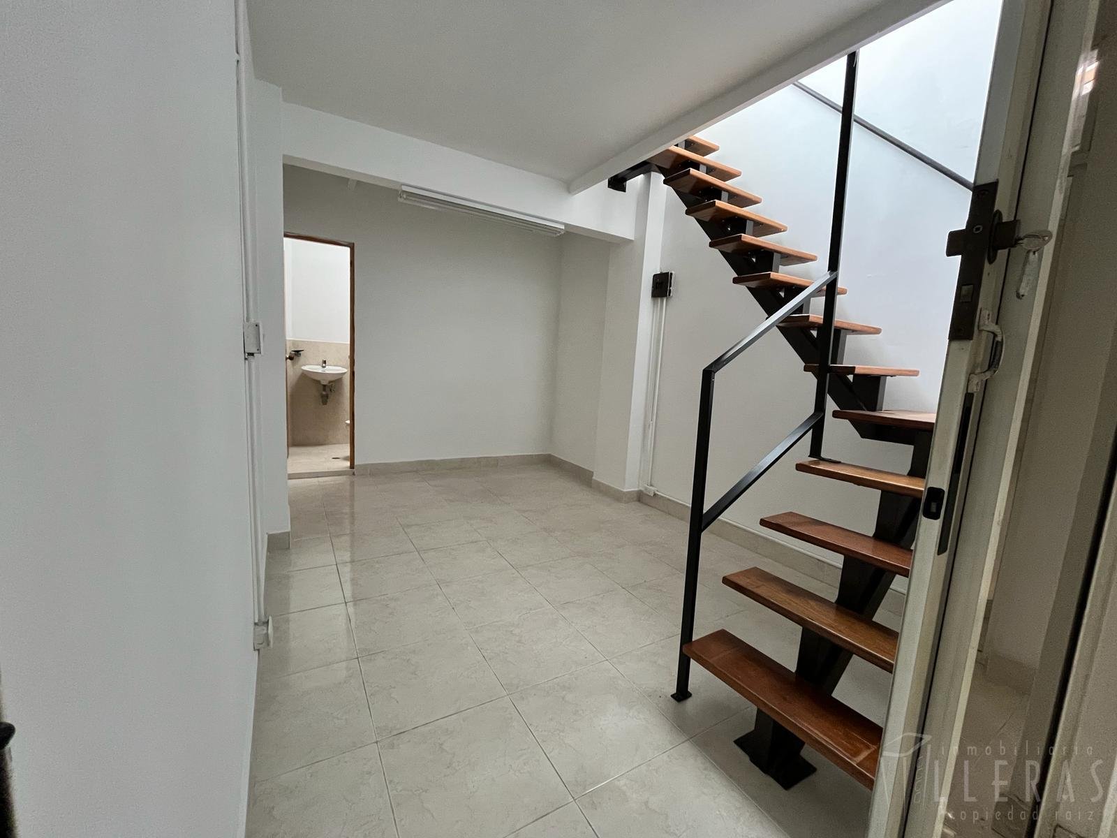 Local comercial oficina en av el poblado La casona - Imagen 1