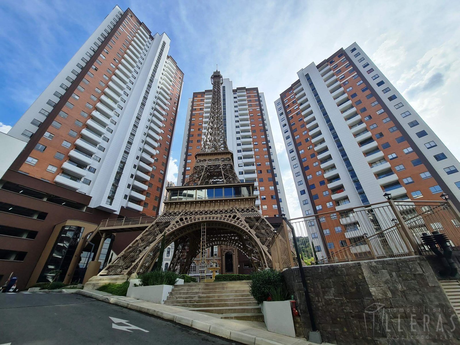 Sector Sabaneta, Amoblado con hermosa vista - Imagen 1