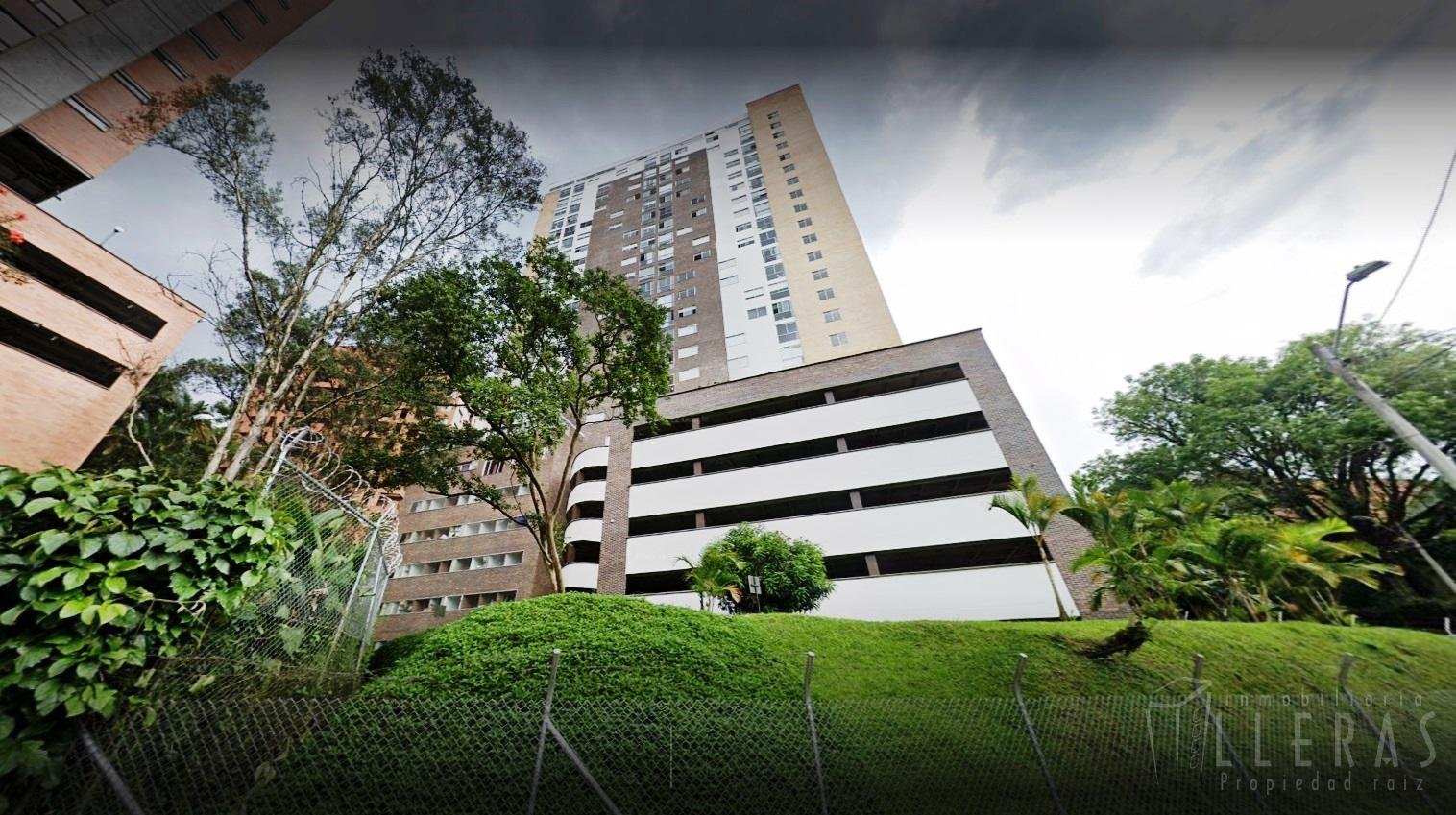 Sector Loma del Tesoro, hermosa oficina duplex - Imagen 1