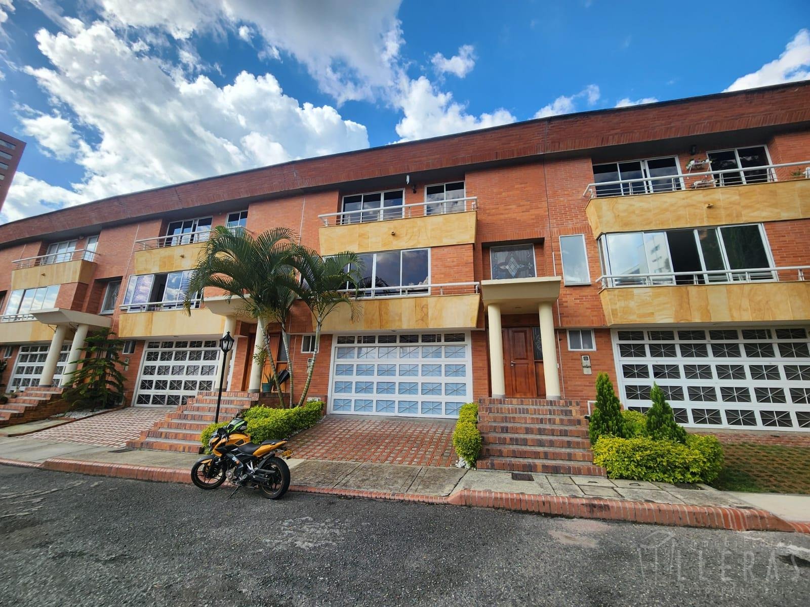 Sector el tesoro, unidad tranquila y con generosos espacios - Imagen 1