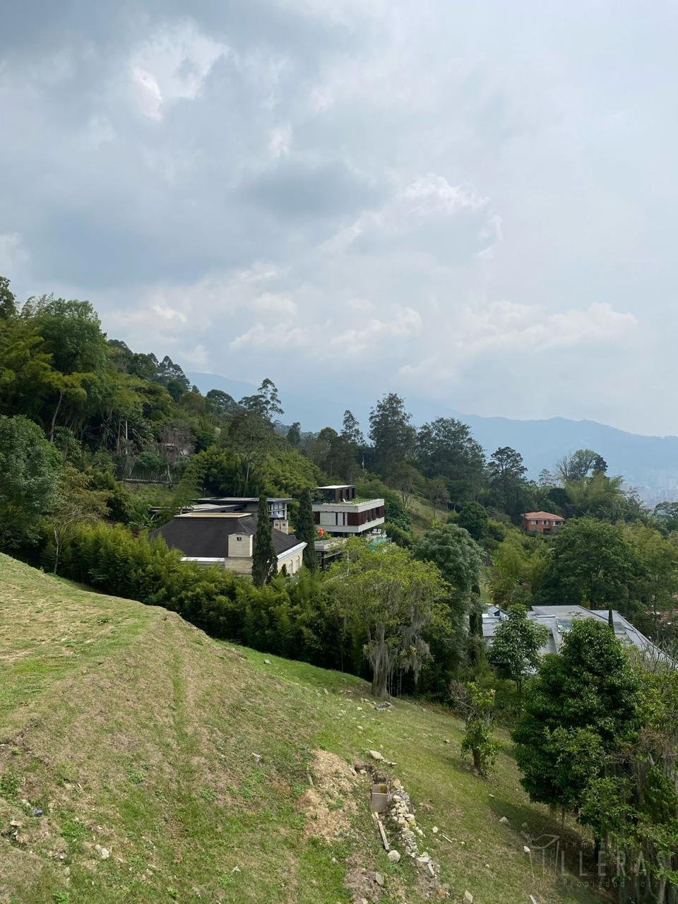 Sector Los Balsos, lote con hermosa vista a Medellín - Imagen 1