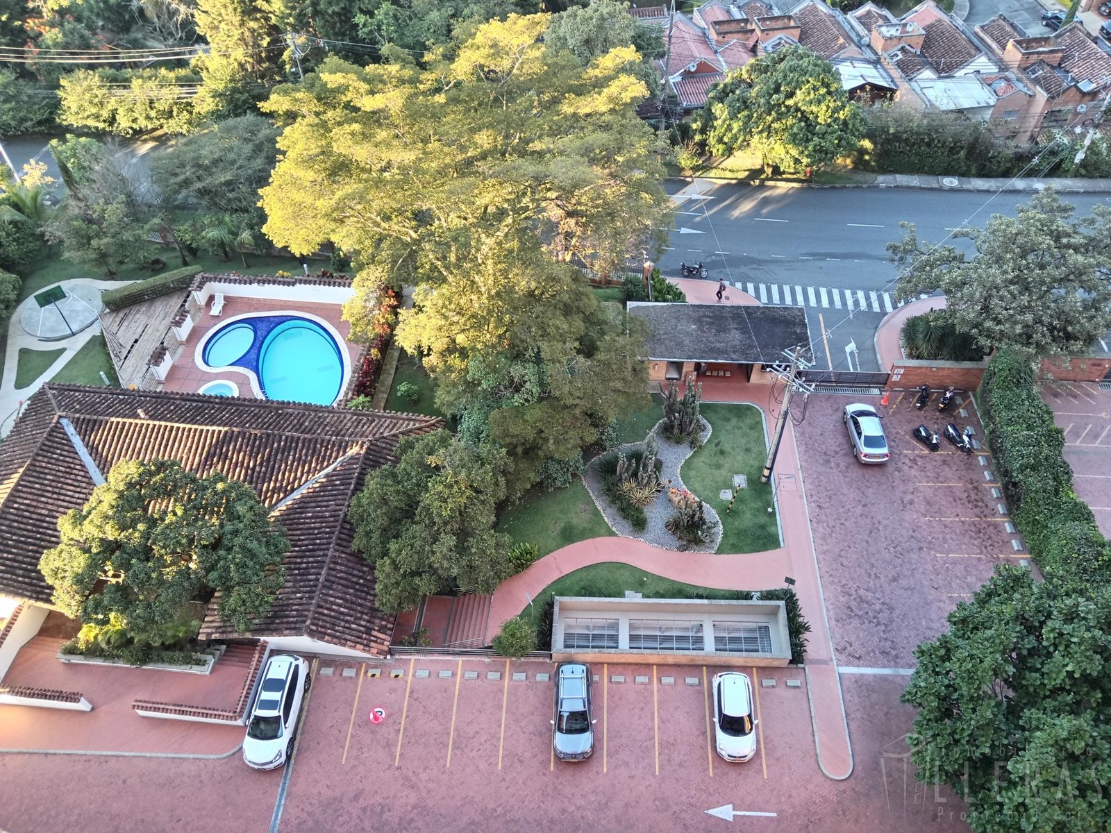 Poblado la visitación apartamento con hermosa vista - Imagen 1