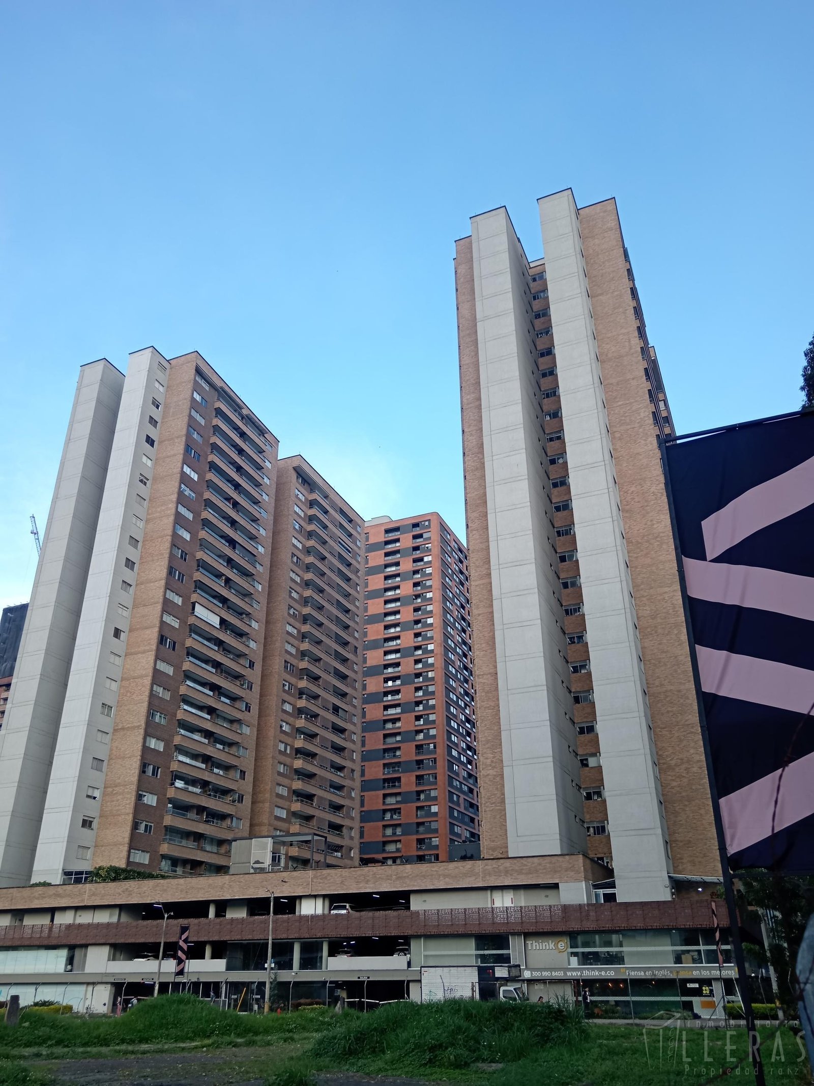 Apt en venta ciudad del río - Imagen 1
