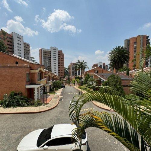 El Tesoro Casa en Unidad Cerrada - Miniatura 22