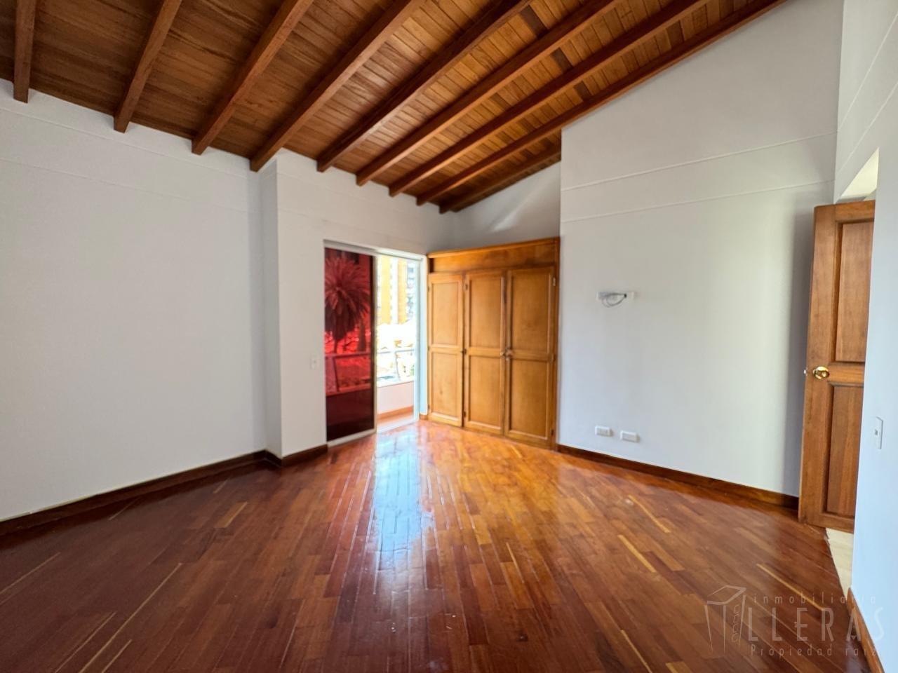 El Tesoro Casa en Unidad Cerrada - Miniatura 5