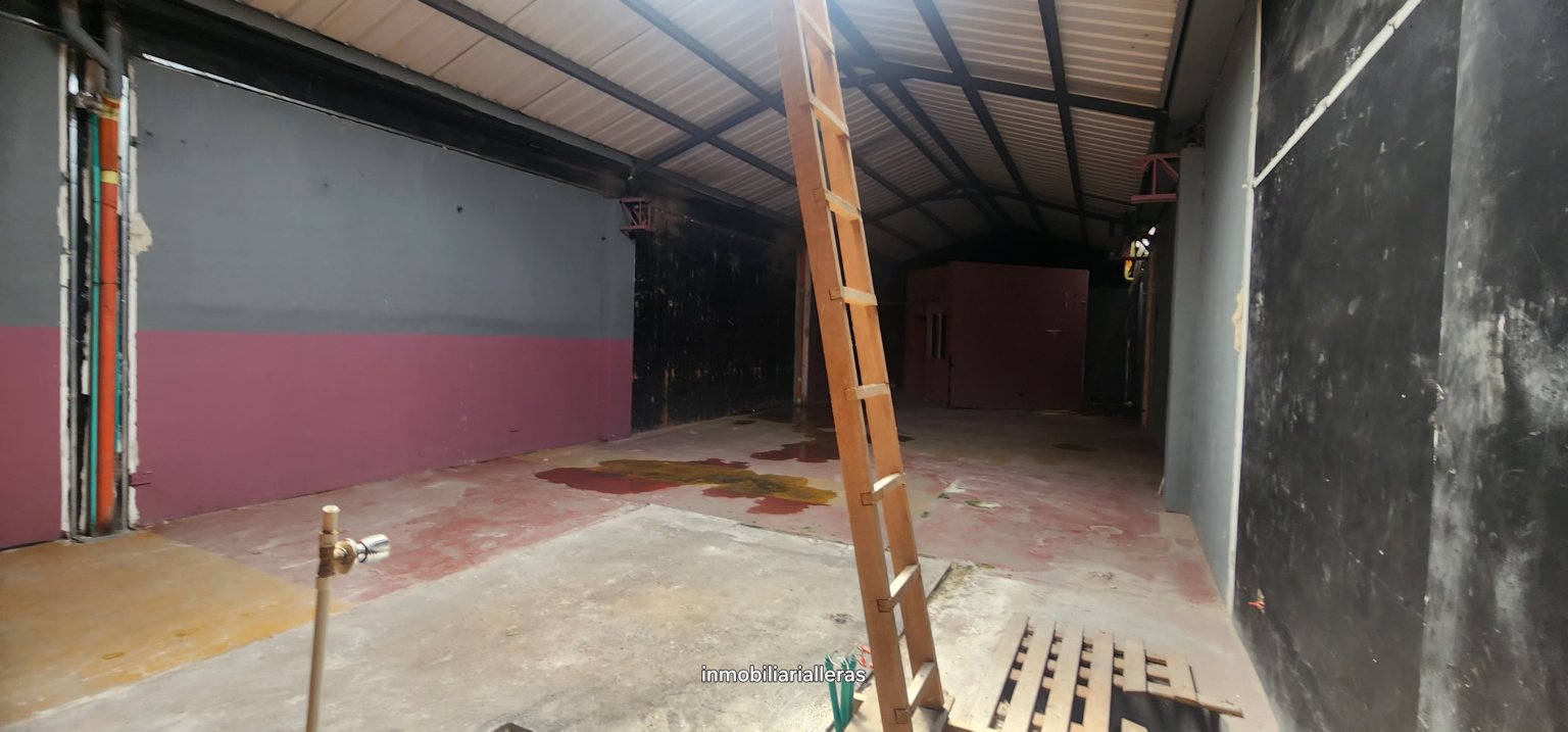 LOCAL COMERCIAL BARRIO PROVENZA - Miniatura 8