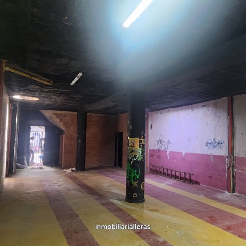 LOCAL COMERCIAL BARRIO PROVENZA - Miniatura 11