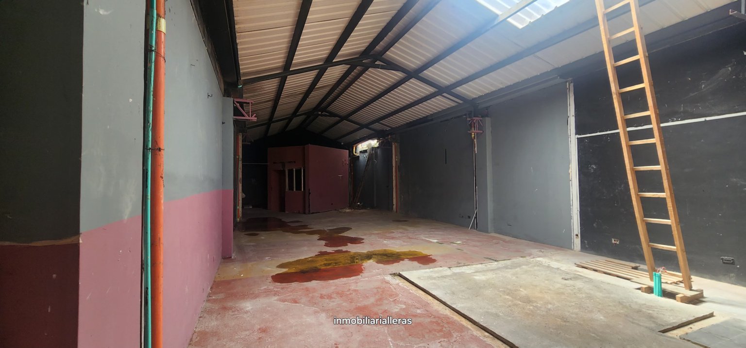 LOCAL COMERCIAL BARRIO PROVENZA - Miniatura 7