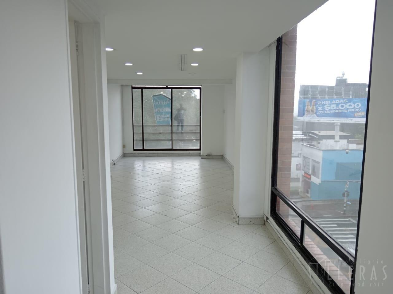 PENTHOUSE EN EL SECTOR LAS LOMAS - Miniatura 8