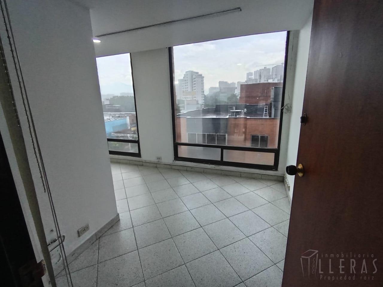 PENTHOUSE EN EL SECTOR LAS LOMAS - Miniatura 2