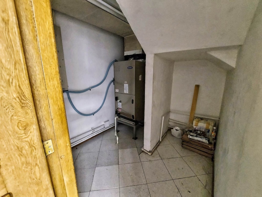 local av poblado - Miniatura 7