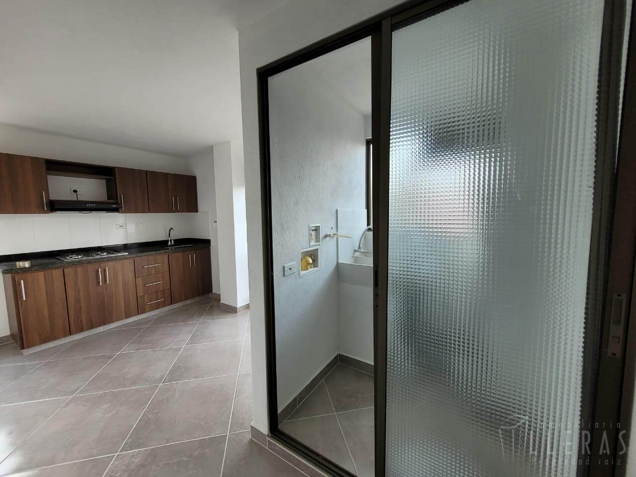 Apartamento para estrenar cerca a universidad de Envigado - Miniatura 5