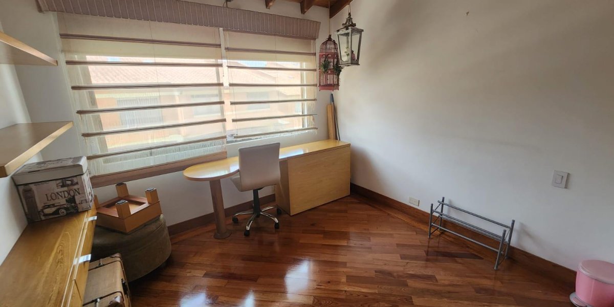 Sector La Calera, hermosa casa en unidad cerrada - Miniatura 16