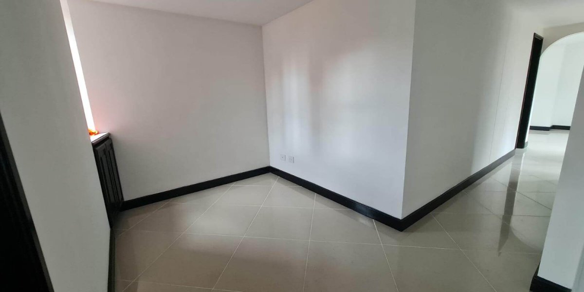 Apartamento Remodelado el la Loma del Campestre - Miniatura 9