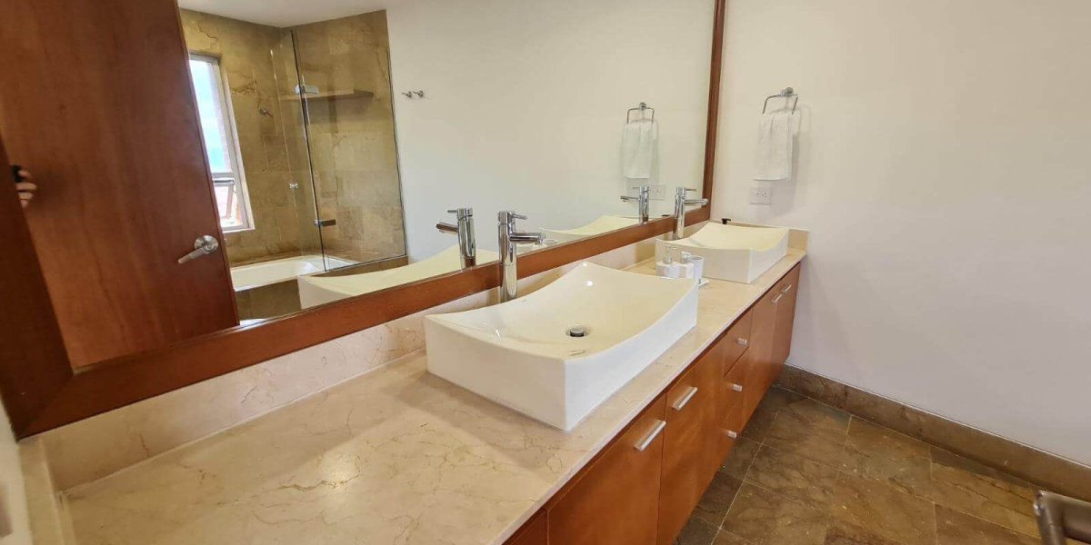 Apartamento en San Lucas con Hermosa Vista Sector Avignon - Miniatura 8