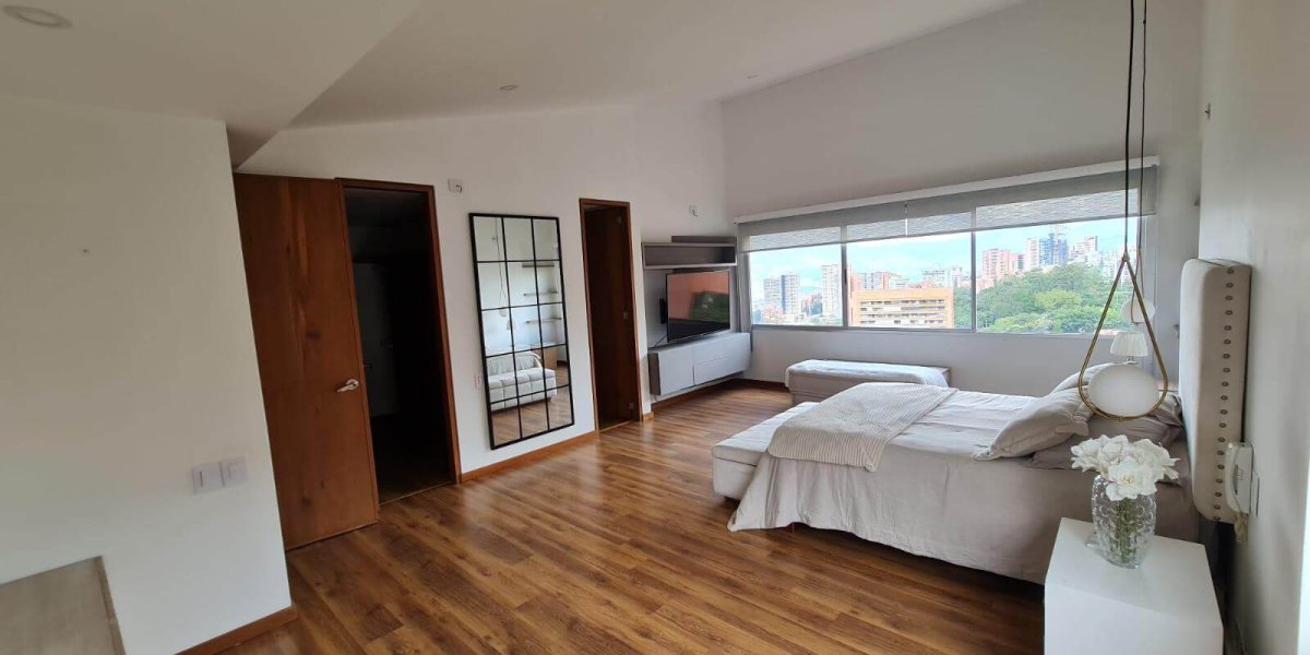 Apartamento en San Lucas con Hermosa Vista Sector Avignon - Miniatura 9