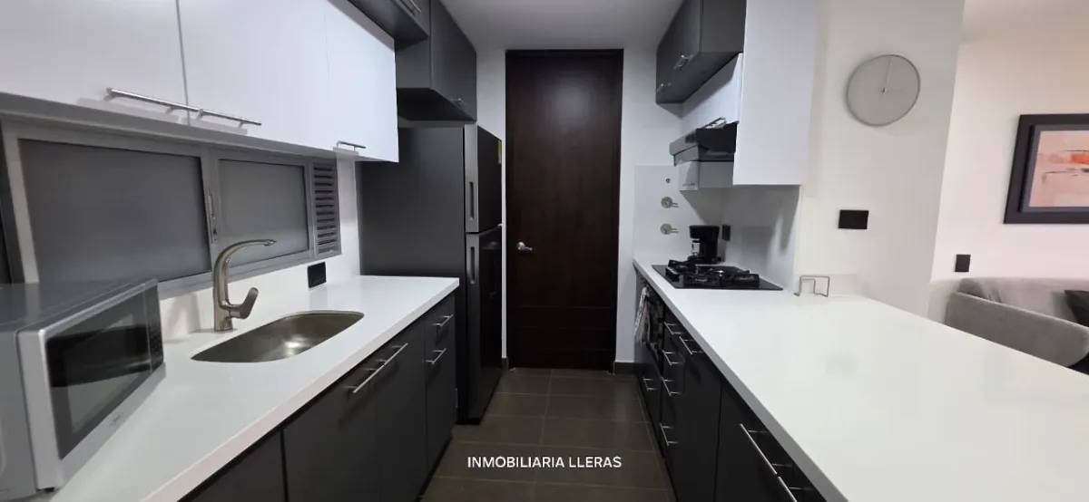 AVENIDA EL POBLADO MILLA DE ORO APARTAMENTO AMOBLADO - Miniatura 14