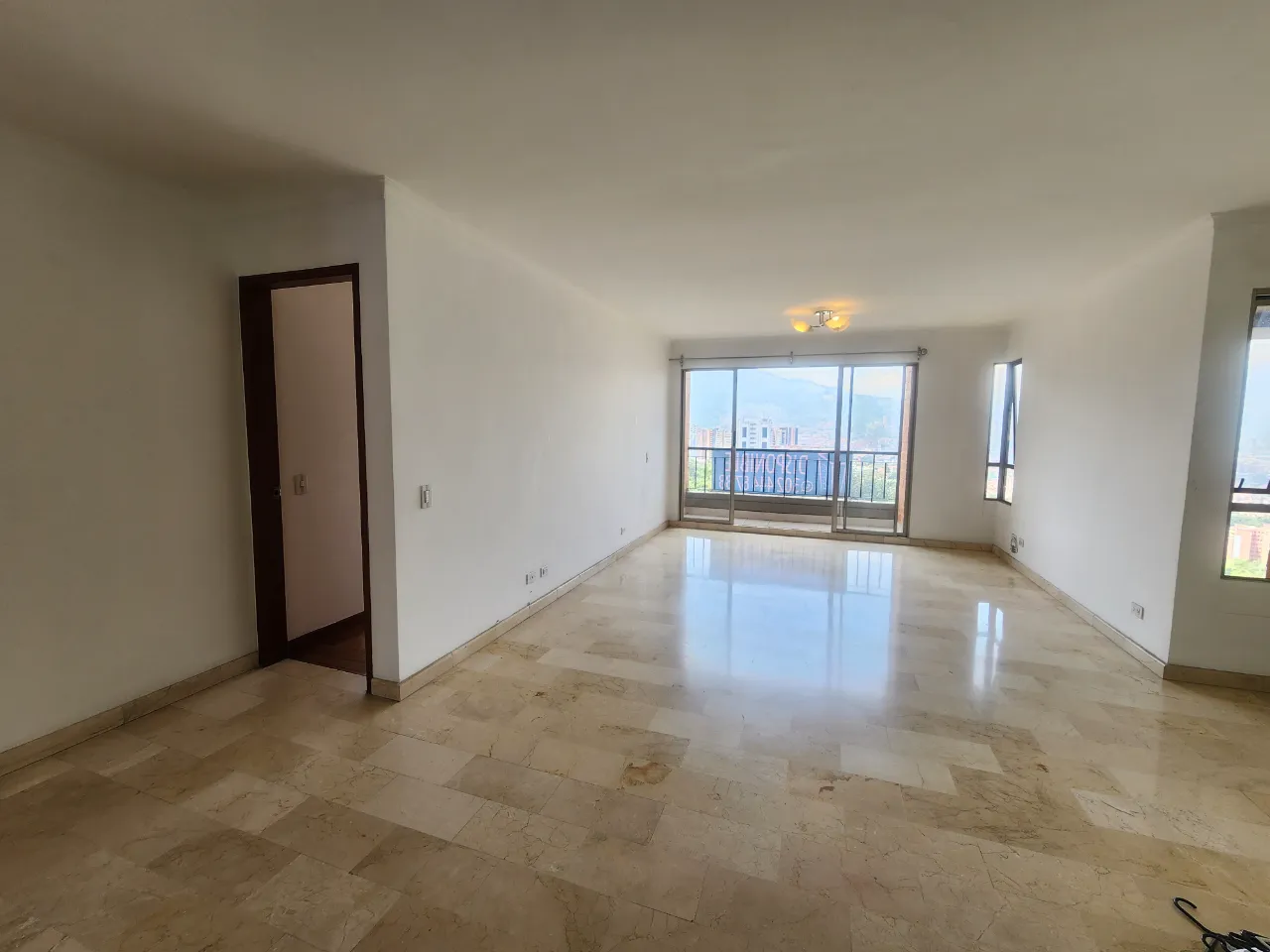 LA FRONTERA POBLADO - Imagen 1