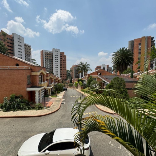 EL TESORO CASA EN UNIDAD CERRADA - Miniatura 3