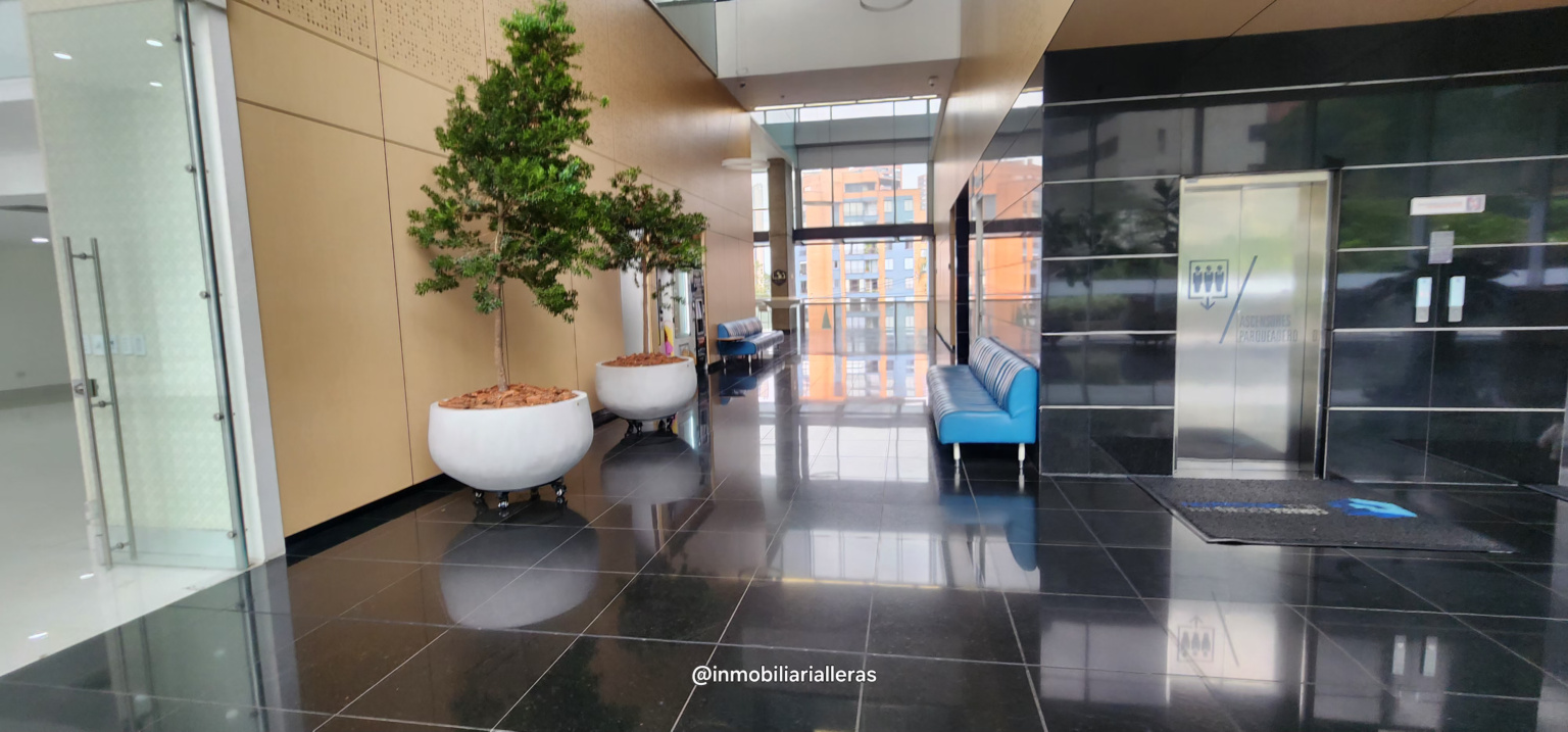 Manila  Poblado Local comercial Edificio Cámara Colombiana de la Infraestructura P.H. - Miniatura 6