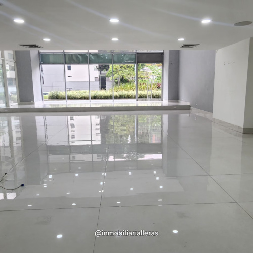 Manila  Poblado Local comercial Edificio Cámara Colombiana de la Infraestructura P.H. - Miniatura 2