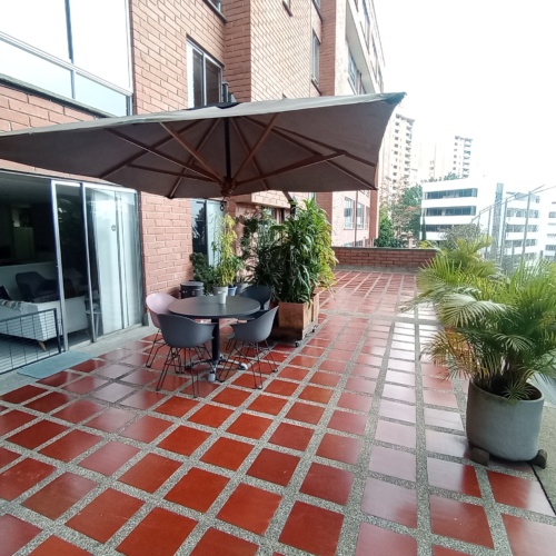 INFERIOR CON LOS BALSOS POR LA VAQUITA APARTAMENTO AMOBLADO - Miniatura 6